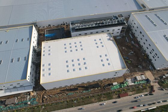 Modular pre‑drilled steel frame construction assembled‑on‑site industrial plant multi‑function workshop logistics storage house with matched building accessories