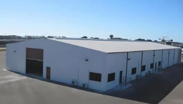 ইন্ডাস্ট্রিয়াল স্টিল স্ট্রাকচার বিল্ডিং ফর এক্সপোর্ট প্রিফ্যাব স্টিল গুদাম কর্মশালা কাস্টম ডাইমেনশন সহ অ্যান্টি-সিসমিক ক্ষয় প্রতিরোধী লেপ উপযুক্ত উত্পাদন উদ্ভিদ বাণিজ্যিক সুবিধা আইএসও