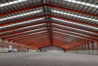 প্রিফ্যাব্রিকেটেড মডুলার ইস্পাত কাঠামো কর্মশালা বিল্ডিং শিল্প বাণিজ্যিক অ্যাপ্লিকেশন কাস্টমাইজড মাত্রা টেকসই ফ্রেম আবহাওয়া প্রতিরোধী উত্পাদন উদ্ভিদ সরবরাহ গুদাম কৃষি শেল